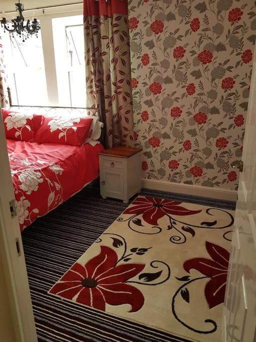 No6 High Street Appartement Edwinstowe Buitenkant foto