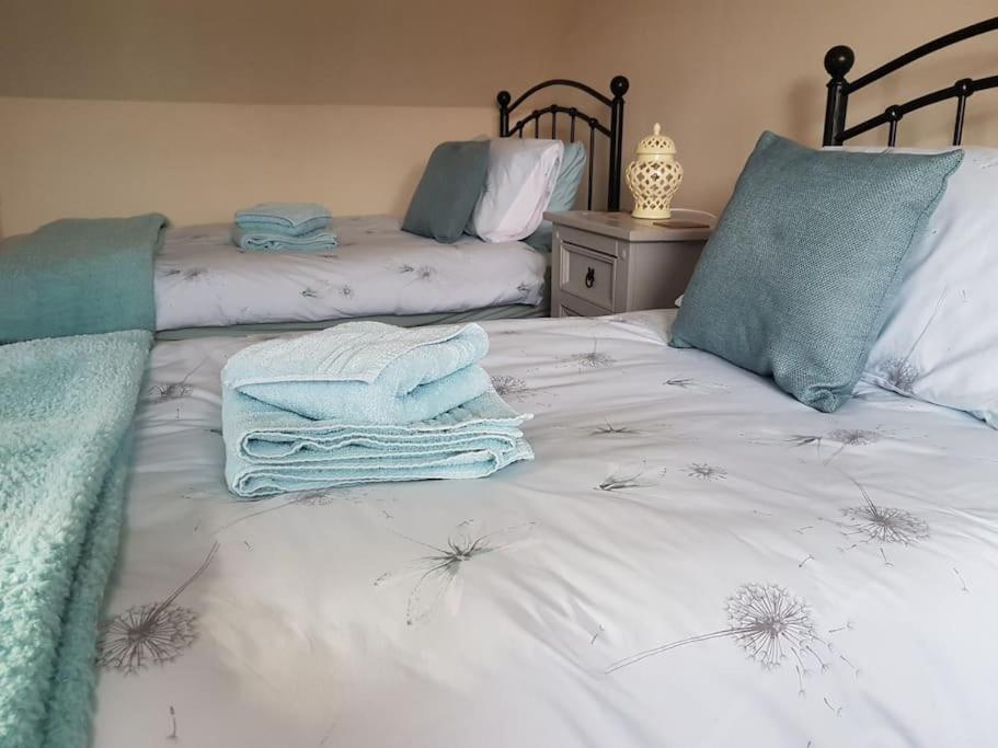No6 High Street Appartement Edwinstowe Buitenkant foto